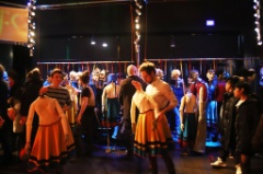 le Bal Marionnettique 12 * 6240 x 4160 * (8.29MB)